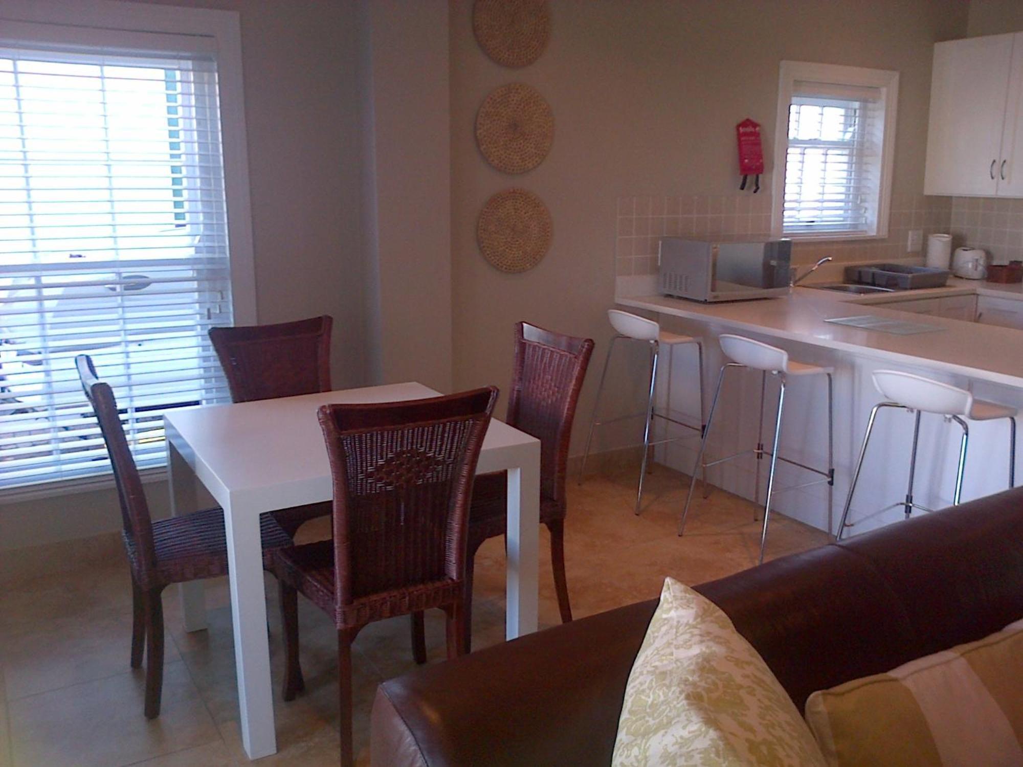 Kenjockity Self Catering Apartments Херманус Номер фото