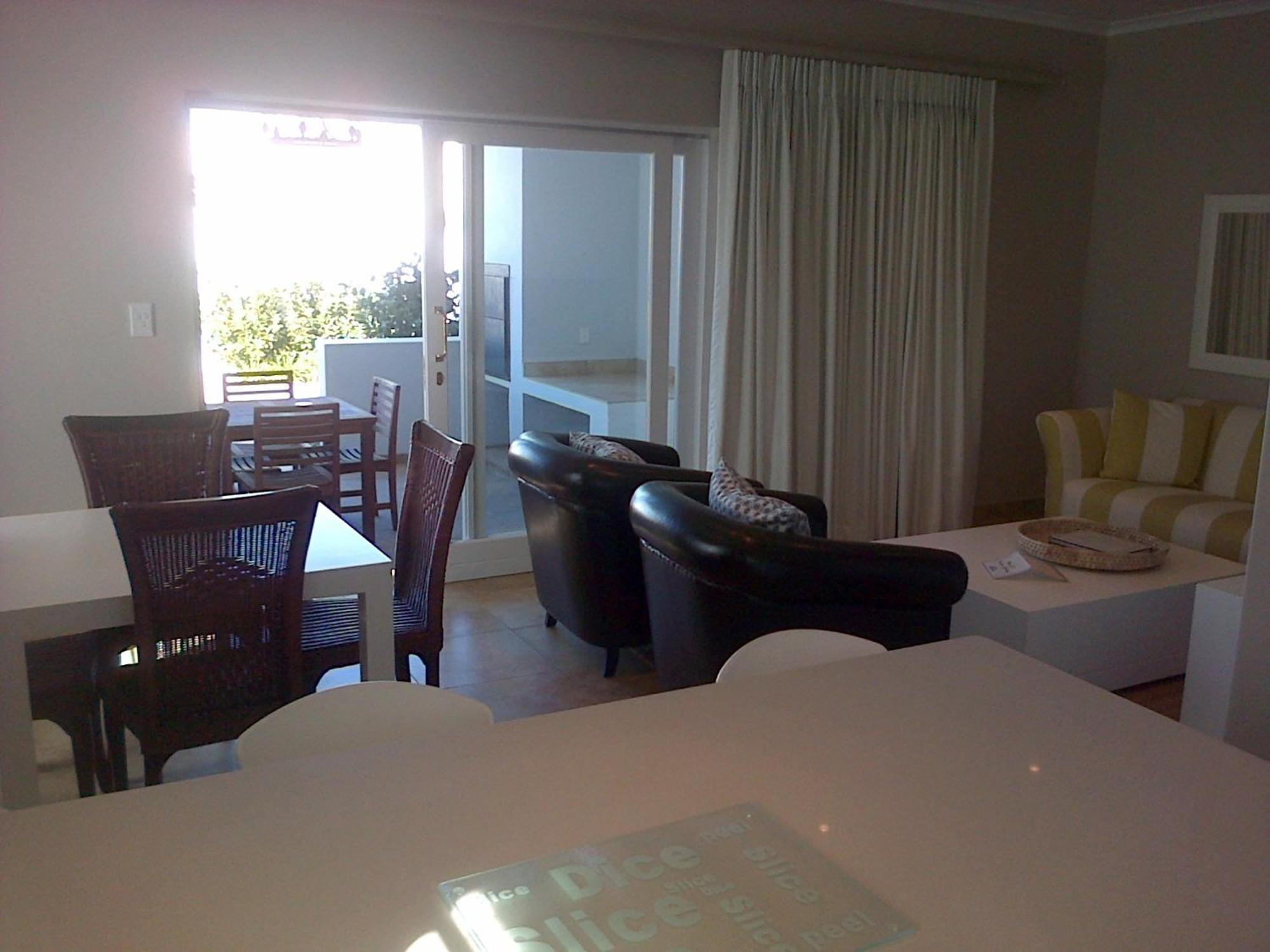 Kenjockity Self Catering Apartments Херманус Номер фото