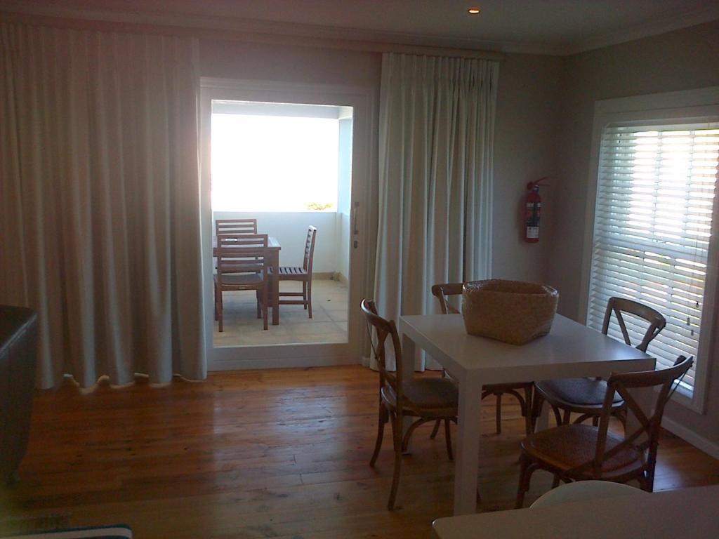 Kenjockity Self Catering Apartments Херманус Экстерьер фото